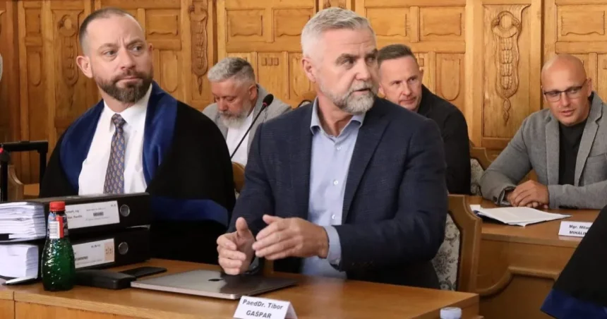 Opozícia kritizuje zastavenie stíhania v kauze Očistec, KDH žiada Gašpara odísť