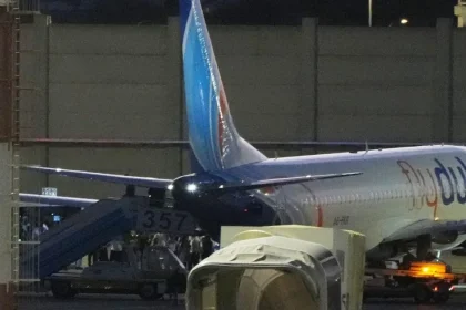 Pilot FlyDubai, ktorý chcel havarovať s lietadlom plným ľudí, nesmel lietať v rodnom Ománe