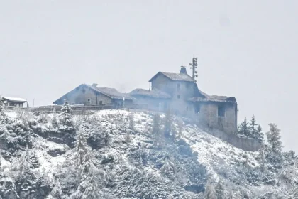 Požiar zničil veľkú časť Orlieho hniezda, bývalého sídla nacistického vodcu Hitlera