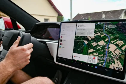 Rezort dopravy schválil na Slovensku autopilota od Tesly