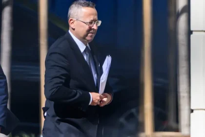 Rozpočet je v parlamente. Koalícia chce posilniť právomoci Kamenického