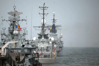 Rumunský prezident žiada od NATO väčšiu ochranu Čierneho mora po útokoch na obchodné lode