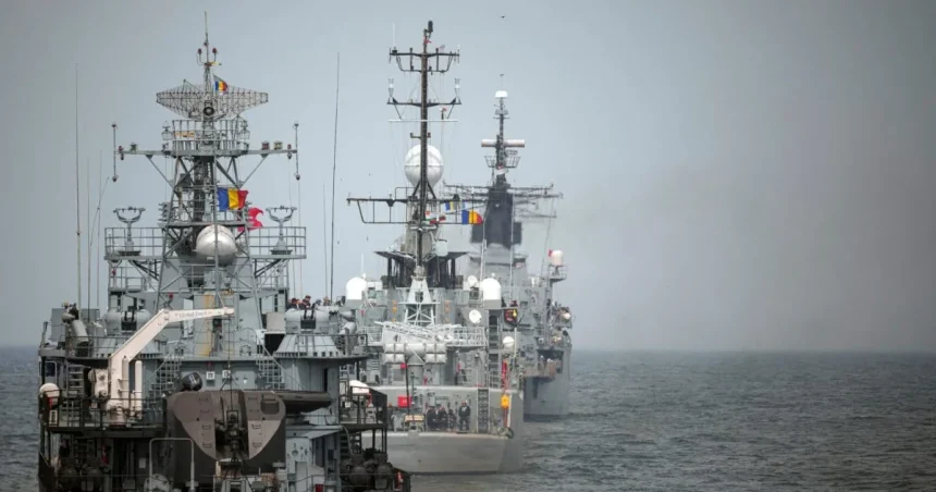 Rumunský prezident žiada od NATO väčšiu ochranu Čierneho mora po útokoch na obchodné lode