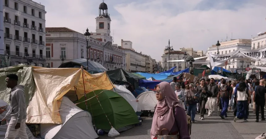 Španielsky premiér verí v úspech v predčasných voľbách, hrozí však krajná pravica