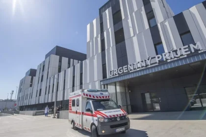 Štát sa opäť chystá oddlžovať nemocnice, vyhradil na to 1,5 miliardy eur