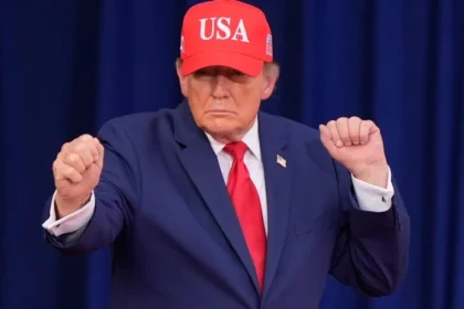 Trump odložil nové rozsiahle sankcie proti Rusku