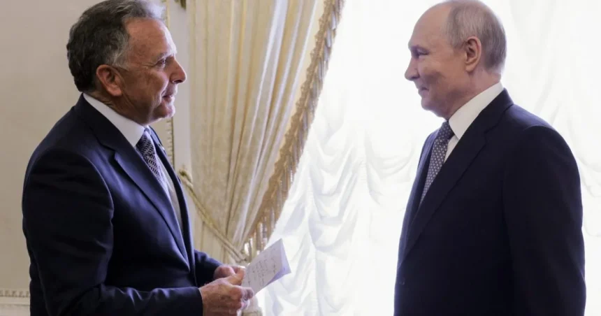 Trumpov vyslanec nazval Putina humanistom. Pobúril Ukrajinu aj USA