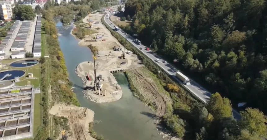 Výstavba D3 na Kysuciach uľaví doprave, no zároveň ju komplikuje: vodiči stoja v zápchach